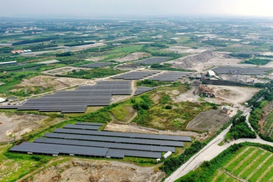 【聯合報】劣地再生！屏東高樹盜採砂石回填區華麗轉身光電示範區(圖)
