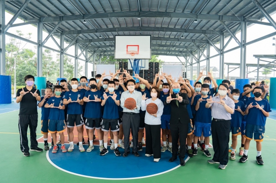 【Commercial Times】Optoelectronics Stadium Opens, Marks Successful Cemetery Redevelopment(圖)