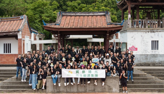 團結越野 樂高築夢(圖)
