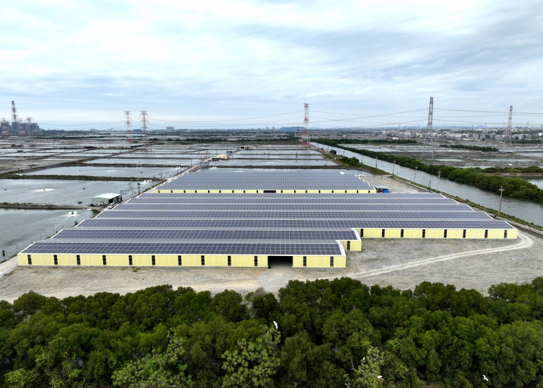 高雄永安室內型漁電 20MW