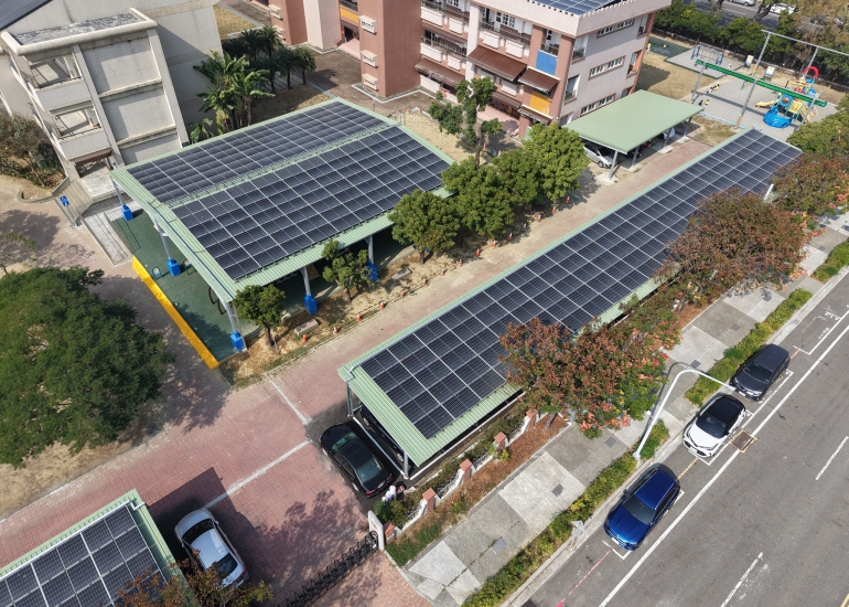嘉義縣校園聯合專案2.4MW