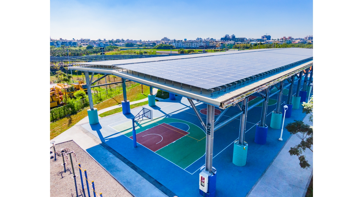 光電球場完工照空拍-風雨球場 (9)(圖)